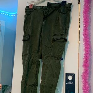 tight green pants - amazing for fall